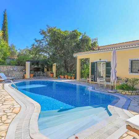 Villa Natasha Katavolos Exterior photo