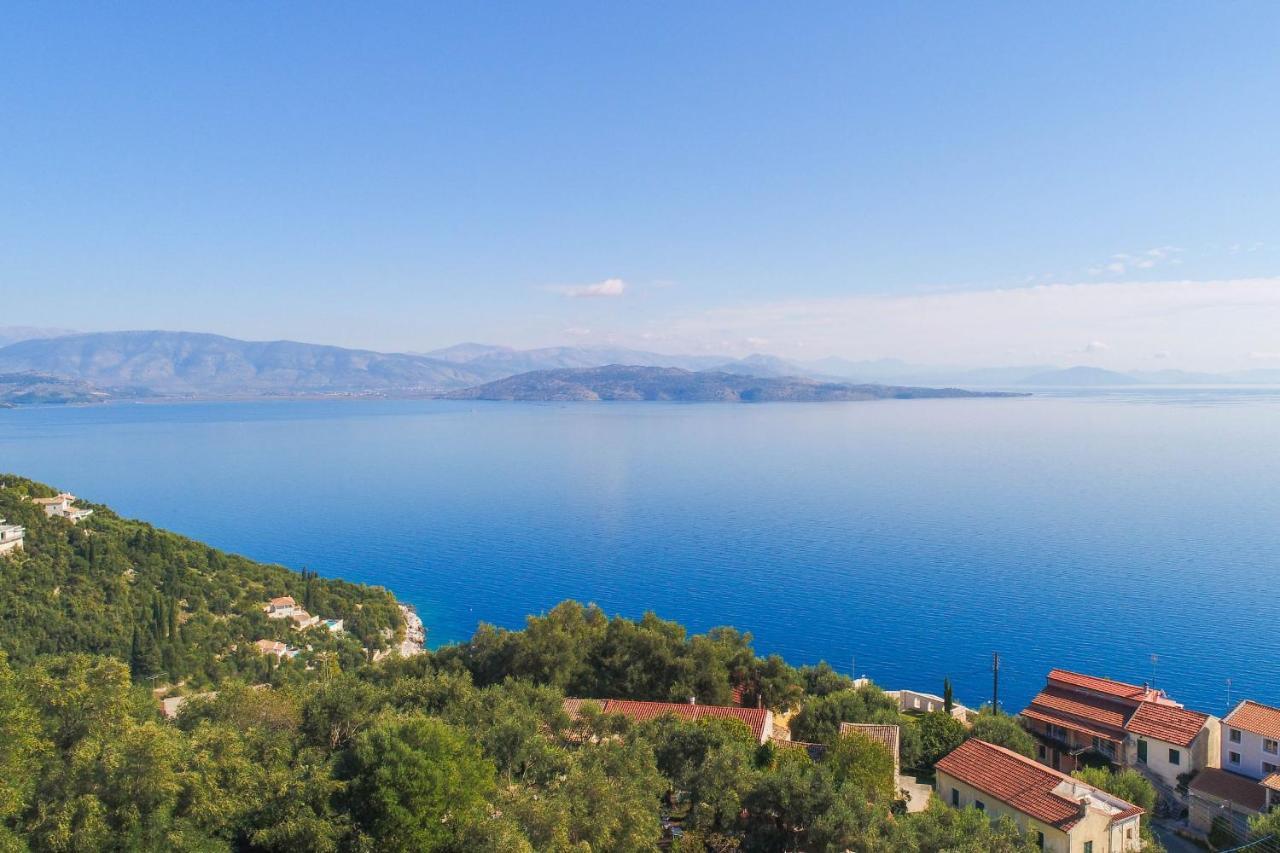 Villa Natasha Katavolos Exterior photo